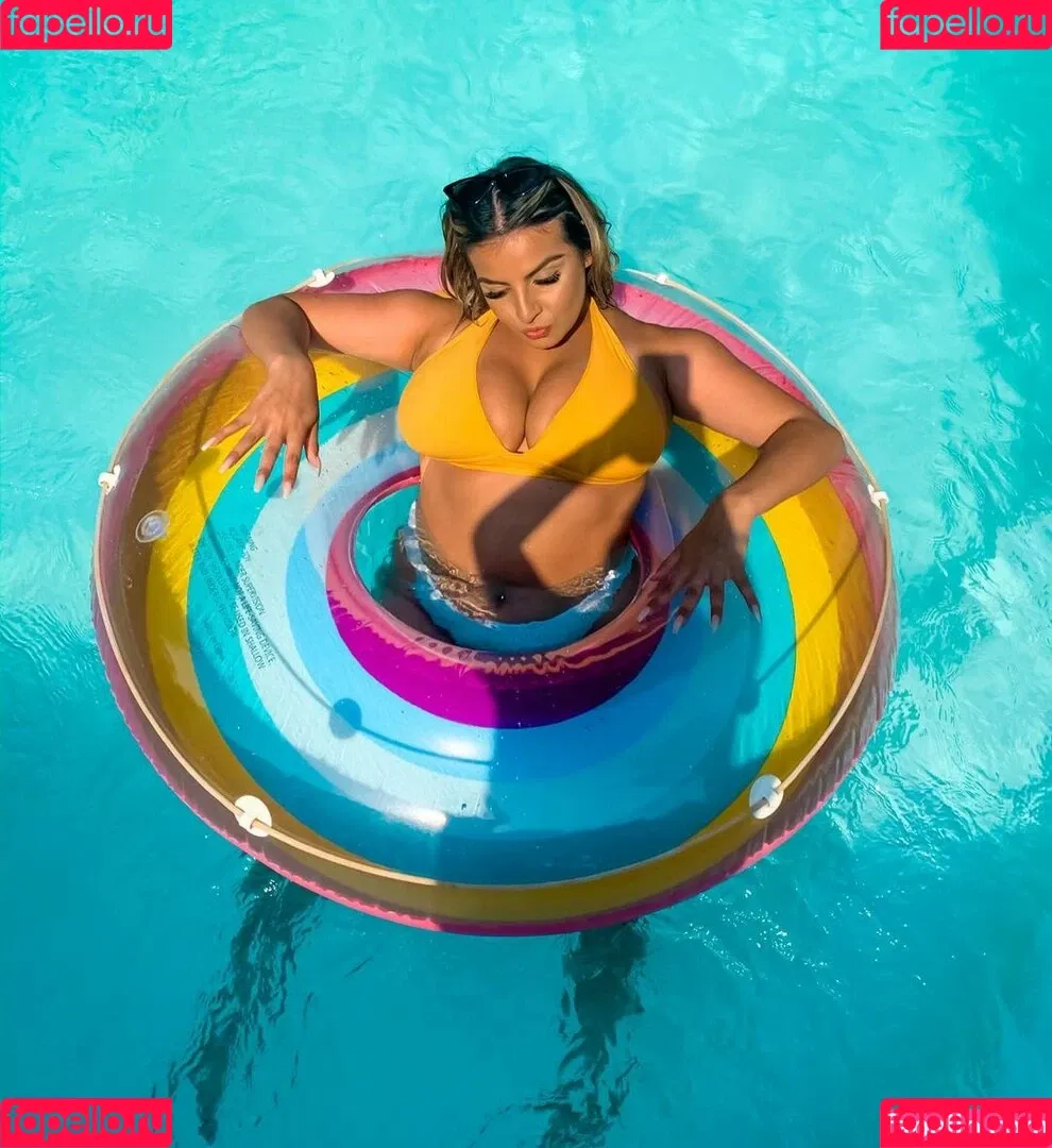 Chloe C Onlyfans Photo Gallery 