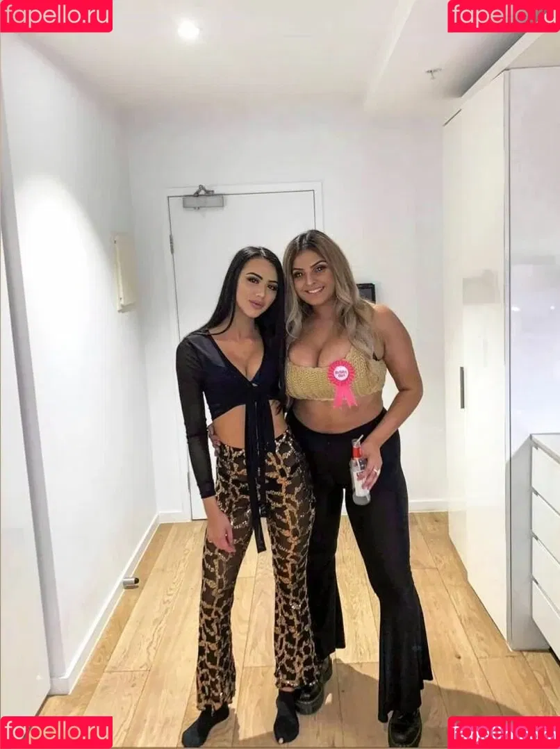 Chloe C Onlyfans Photo Gallery 