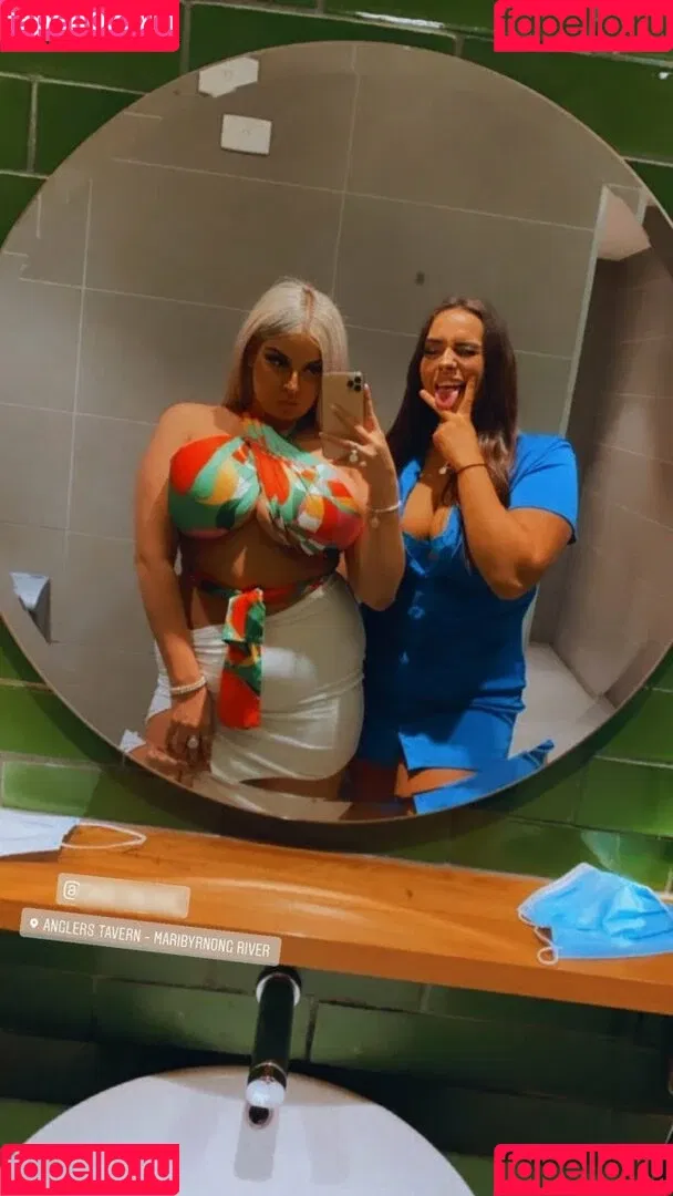 Chloe C Onlyfans Photo Gallery 