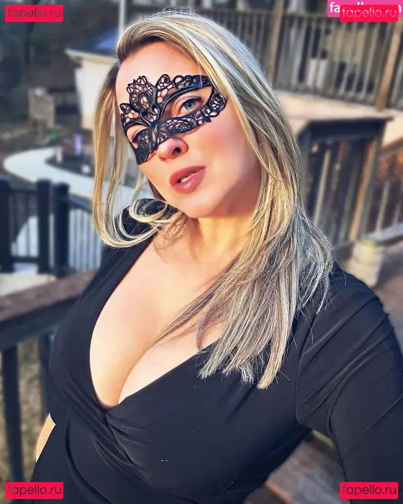 Chloe C Onlyfans Photo Gallery 