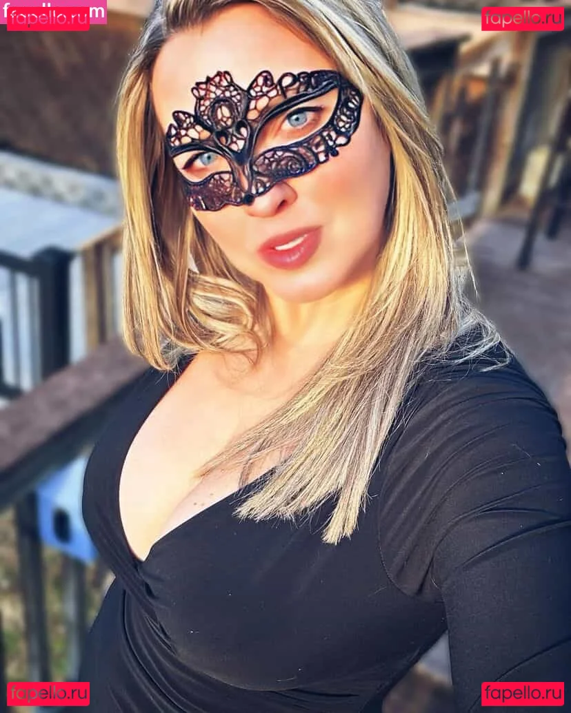 Chloe C Onlyfans Photo Gallery 