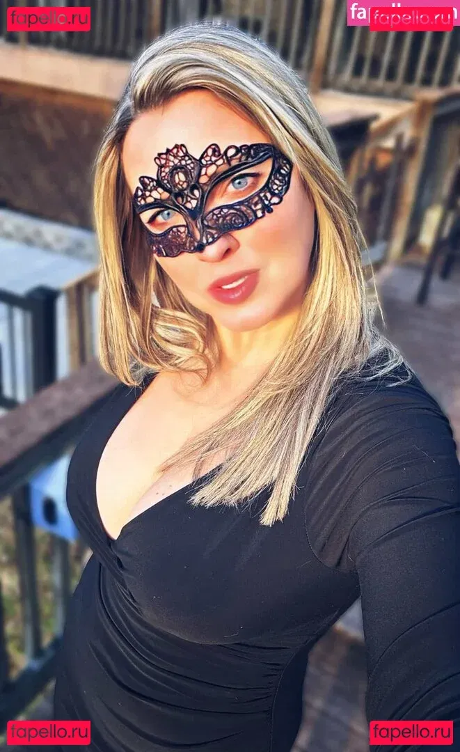 Chloe C Onlyfans Photo Gallery 