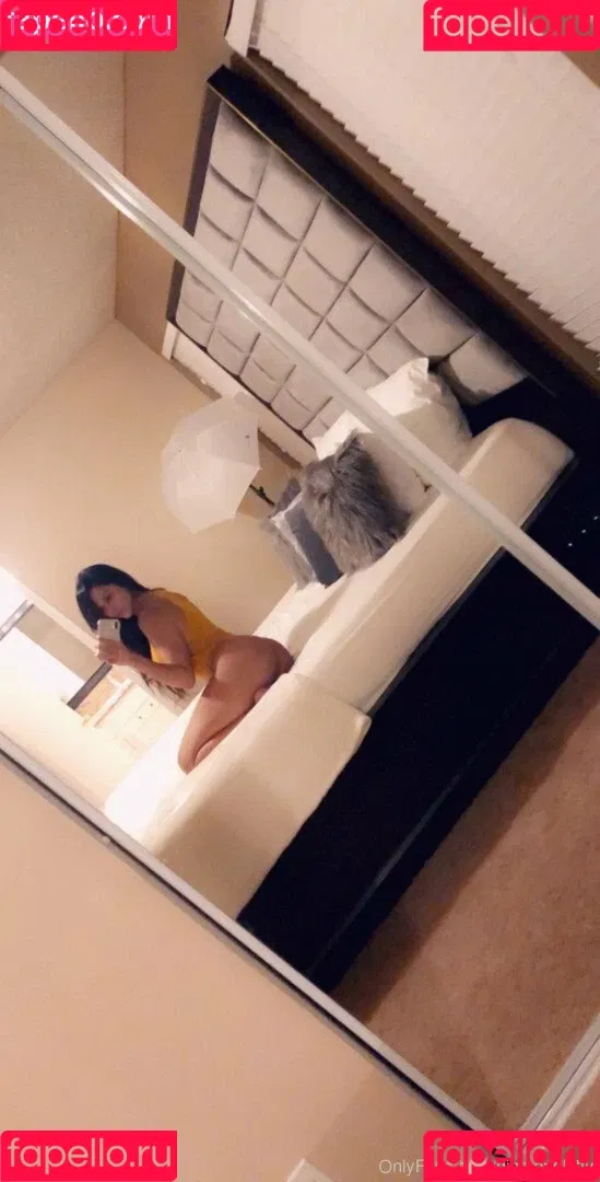 Diamond Kitty Onlyfans Photo Gallery 