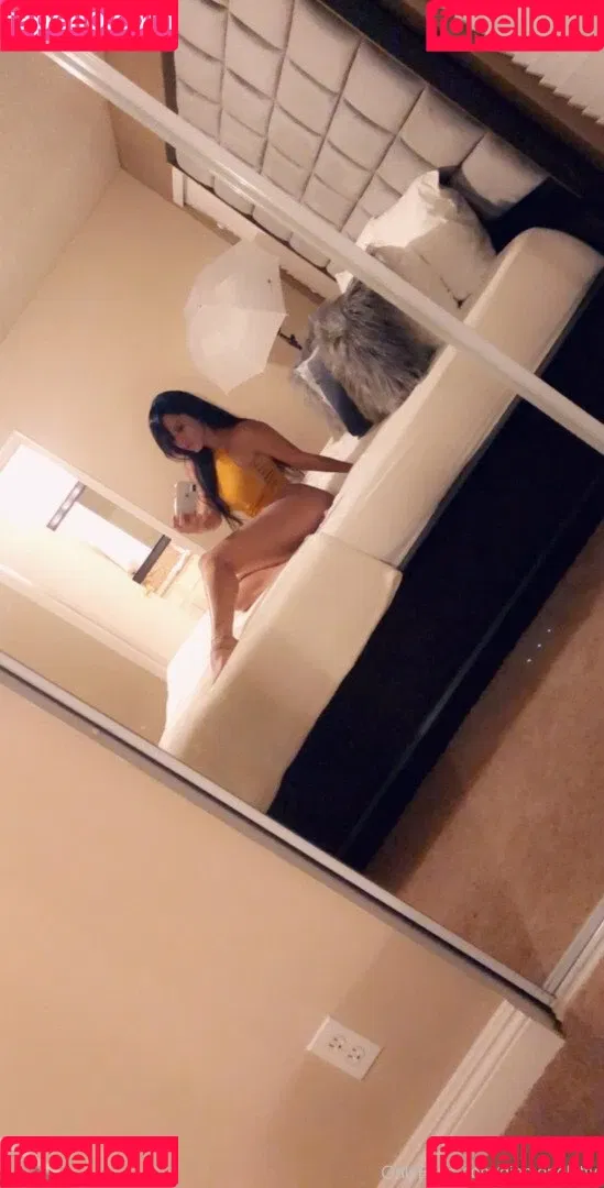 Diamond Kitty Onlyfans Photo Gallery 