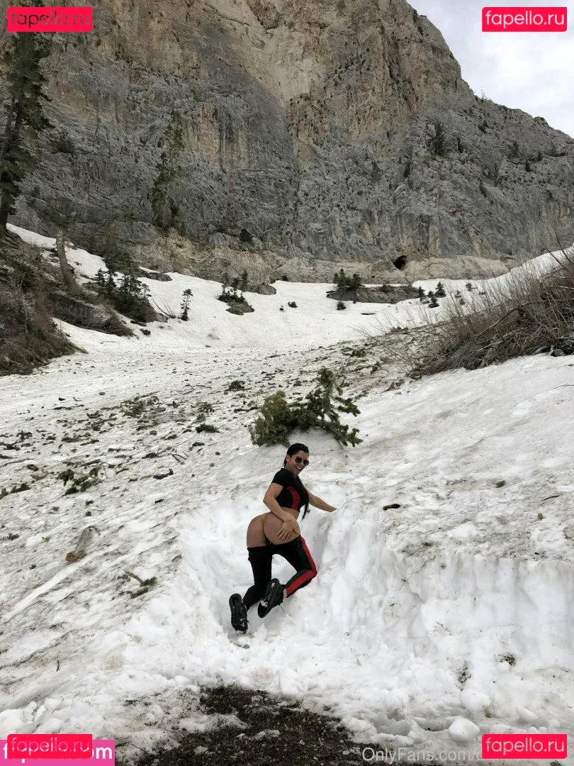 Diamond Kitty Onlyfans Photo Gallery 