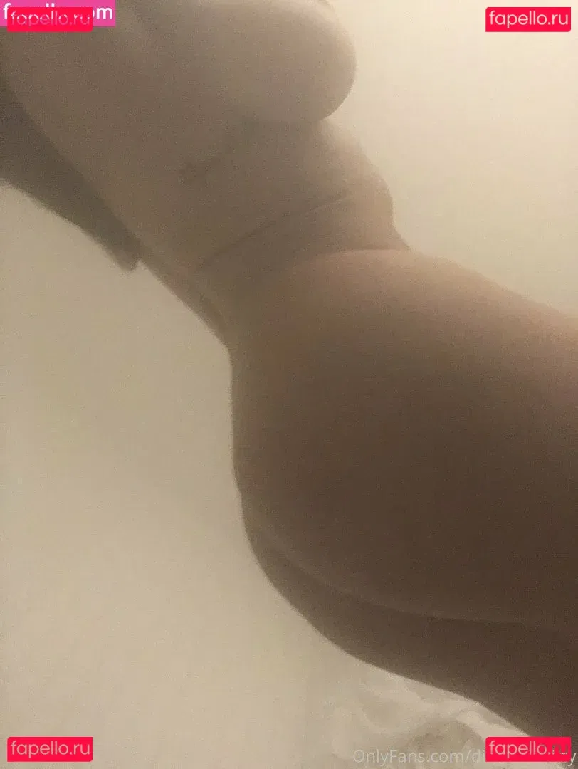 Diamond Kitty Onlyfans Photo Gallery 