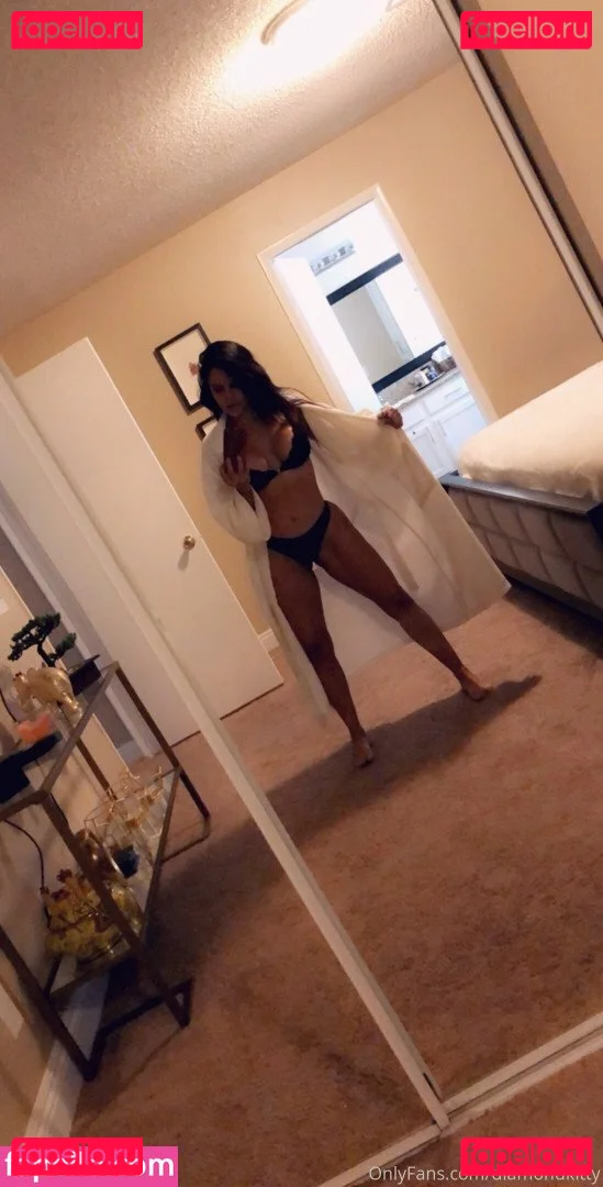 Diamond Kitty Onlyfans Photo Gallery 