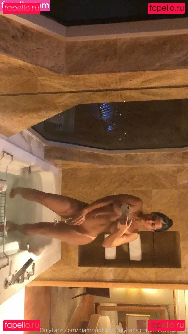 Diamond Kitty Onlyfans Photo Gallery 