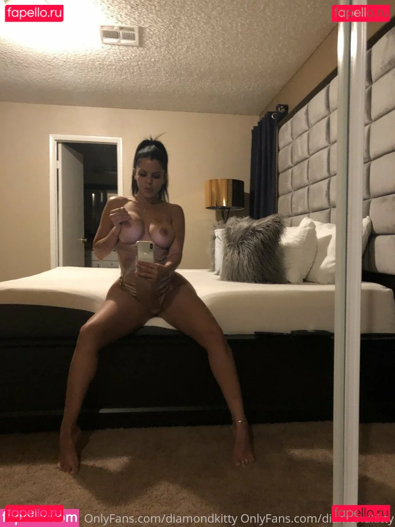 Diamond Kitty Onlyfans Photo Gallery 