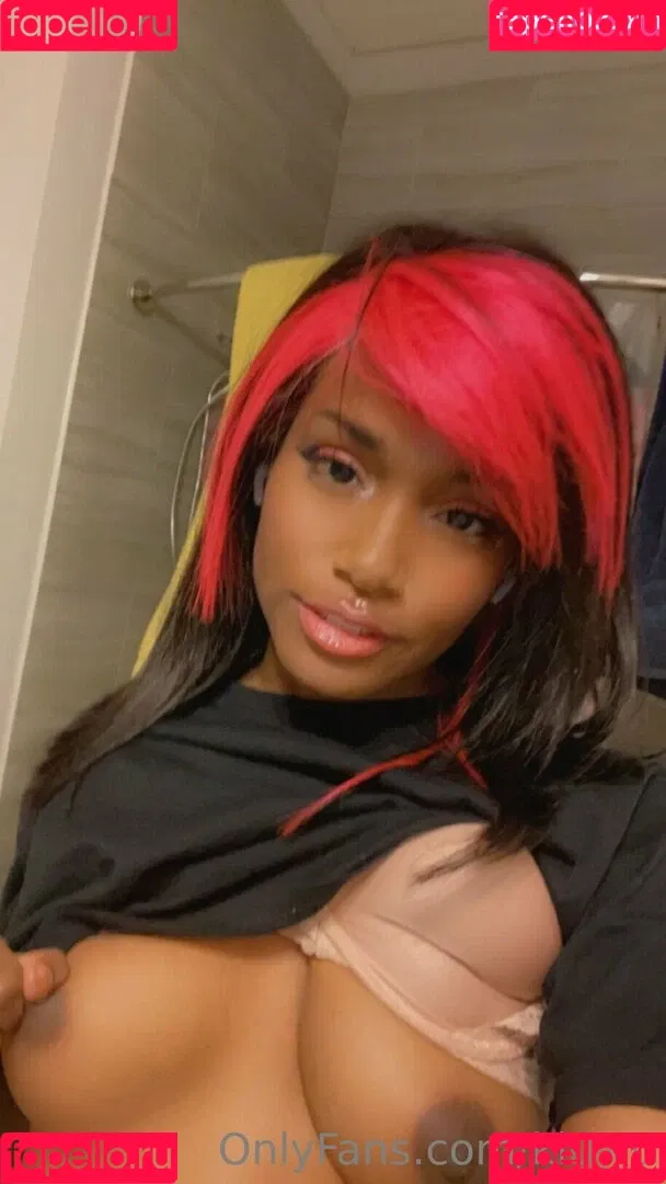 kiuwu Onlyfans Photo Gallery 