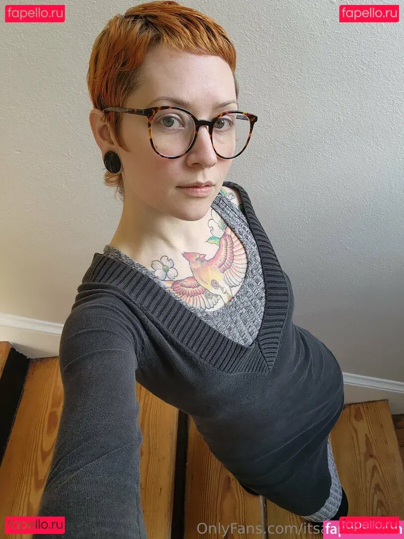 itsarianadrew Onlyfans Photo Gallery 