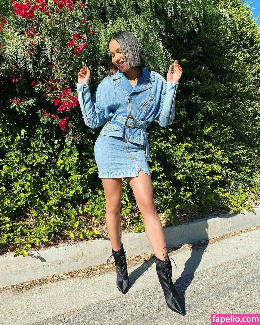 Jurnee Smollett Onlyfans Photo Gallery 