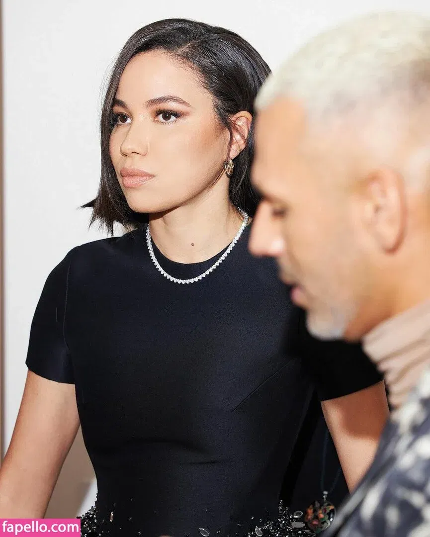 Jurnee Smollett Onlyfans Photo Gallery 