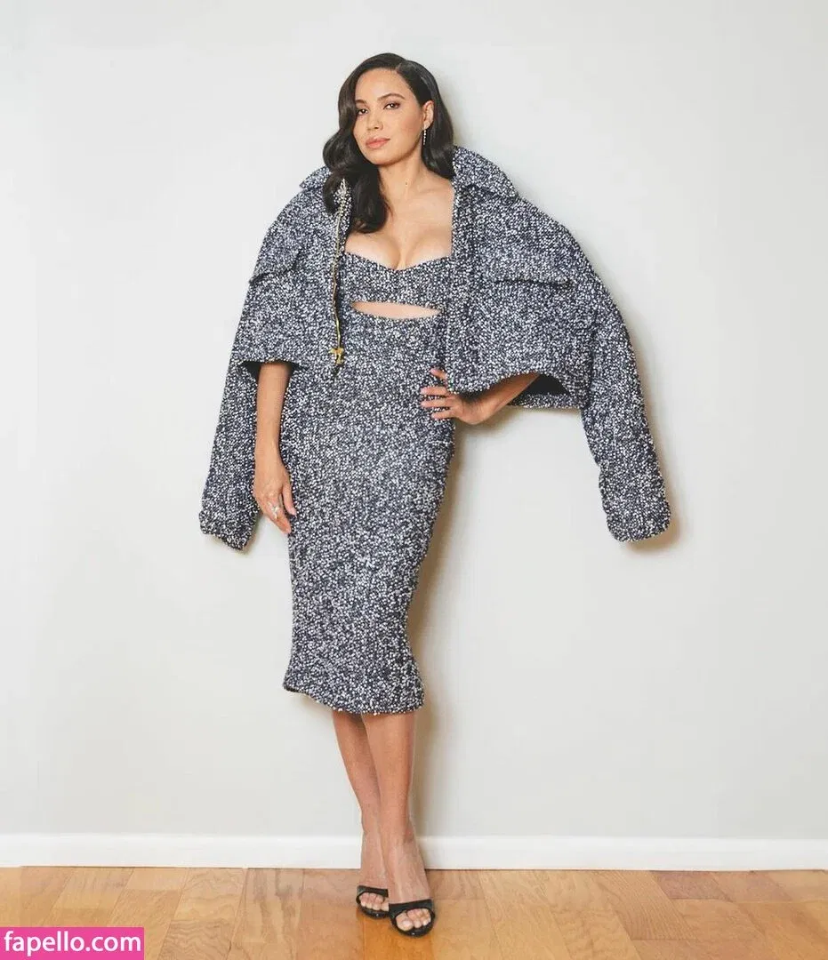Jurnee Smollett Onlyfans Photo Gallery 