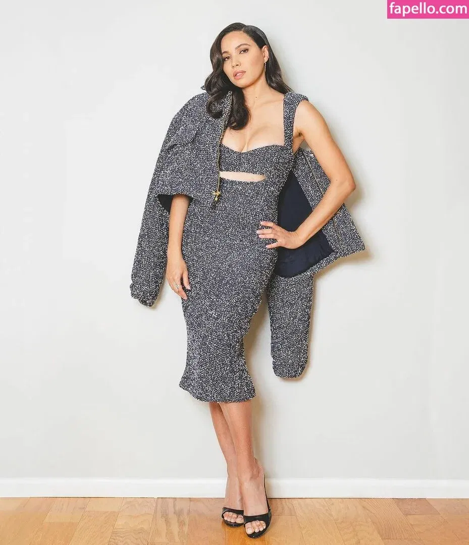 Jurnee Smollett Onlyfans Photo Gallery 