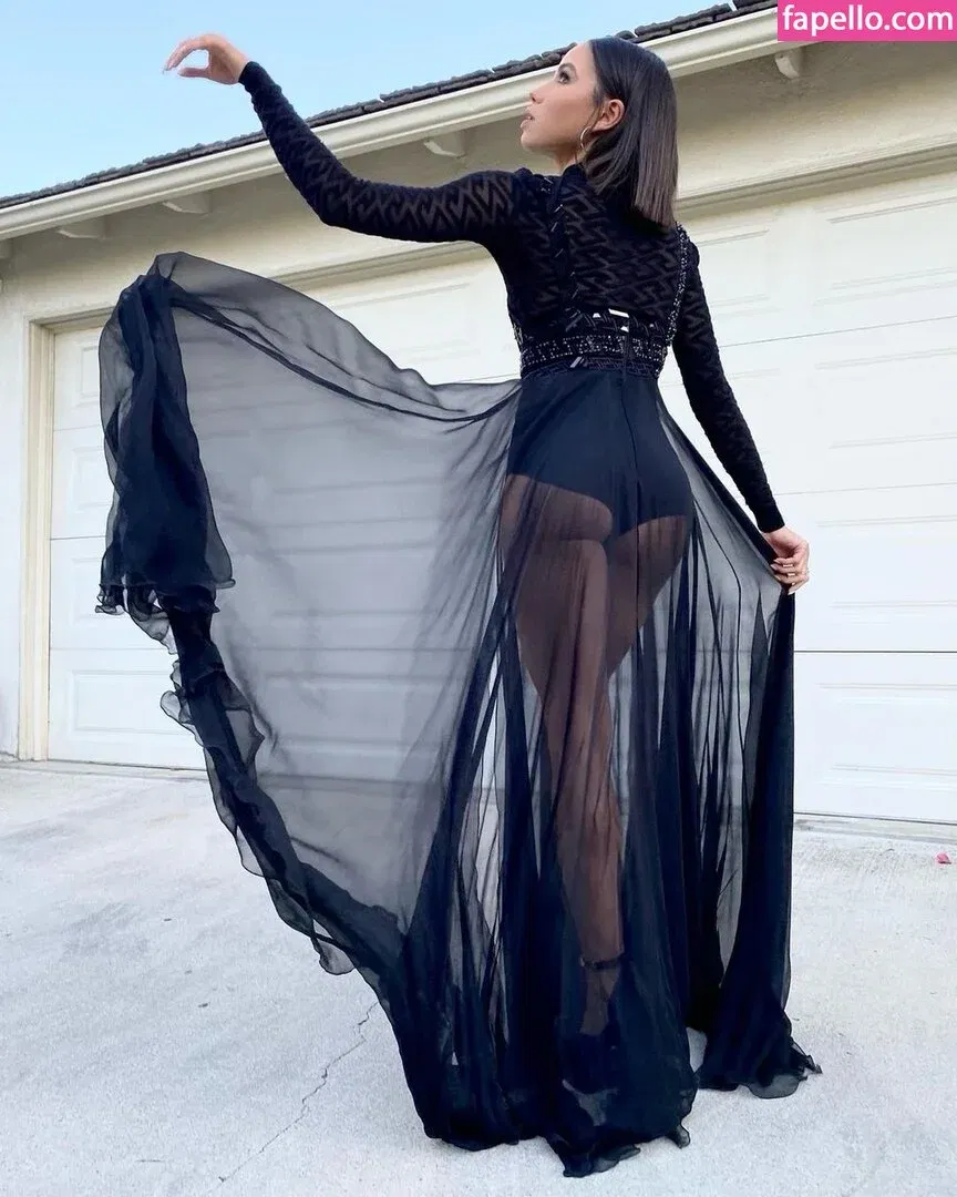 Jurnee Smollett Onlyfans Photo Gallery 