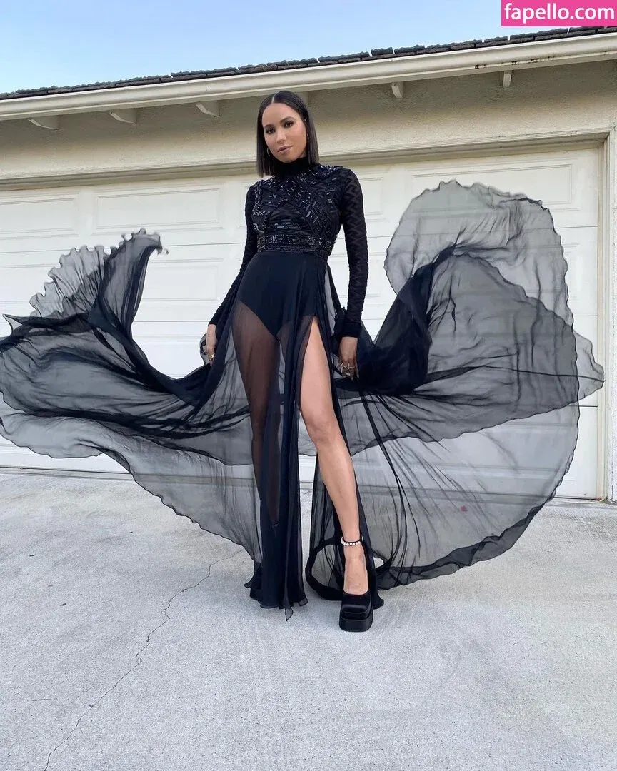 Jurnee Smollett Onlyfans Photo Gallery 