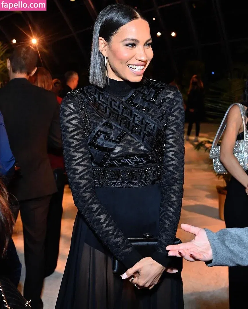 Jurnee Smollett Onlyfans Photo Gallery 