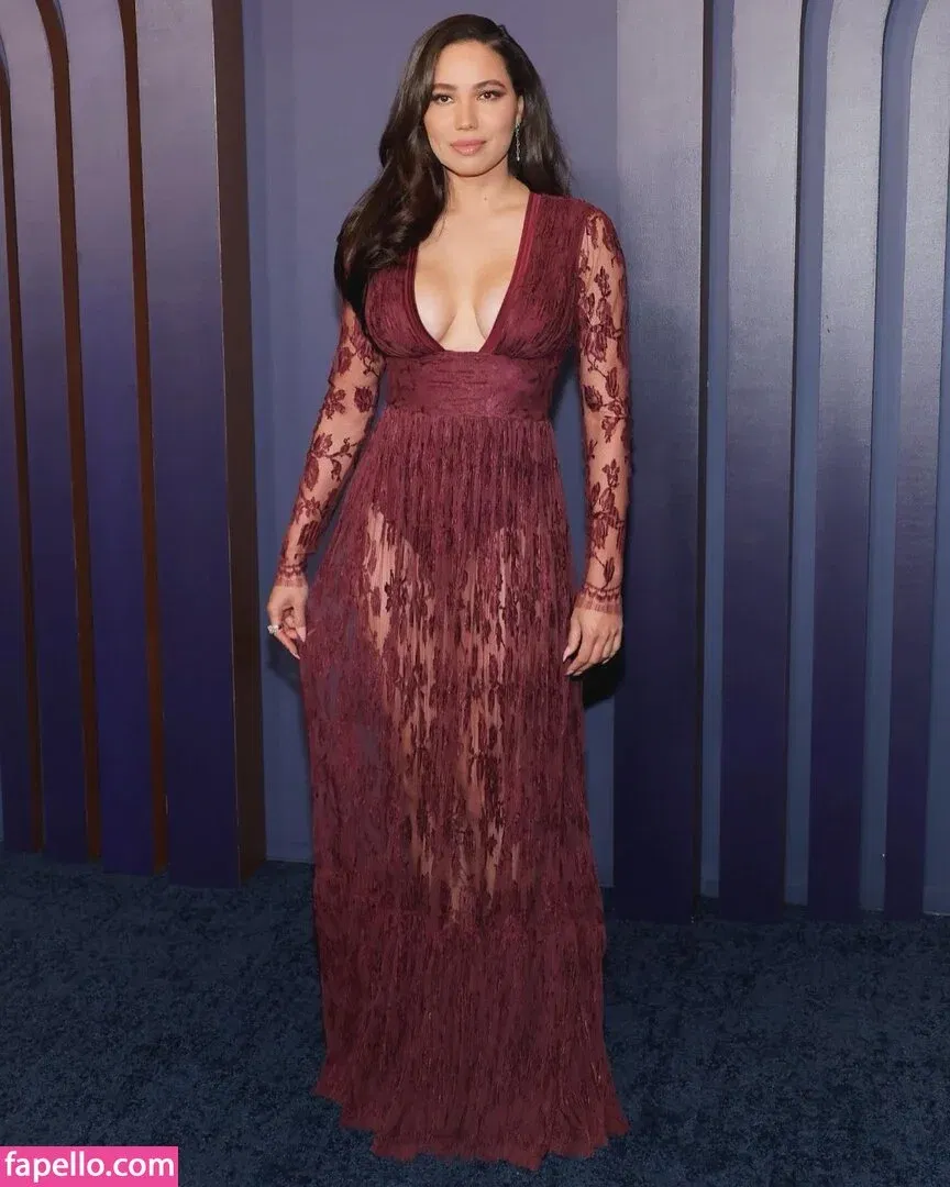 Jurnee Smollett Onlyfans Photo Gallery 