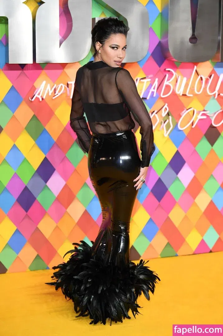 Jurnee Smollett Onlyfans Photo Gallery 