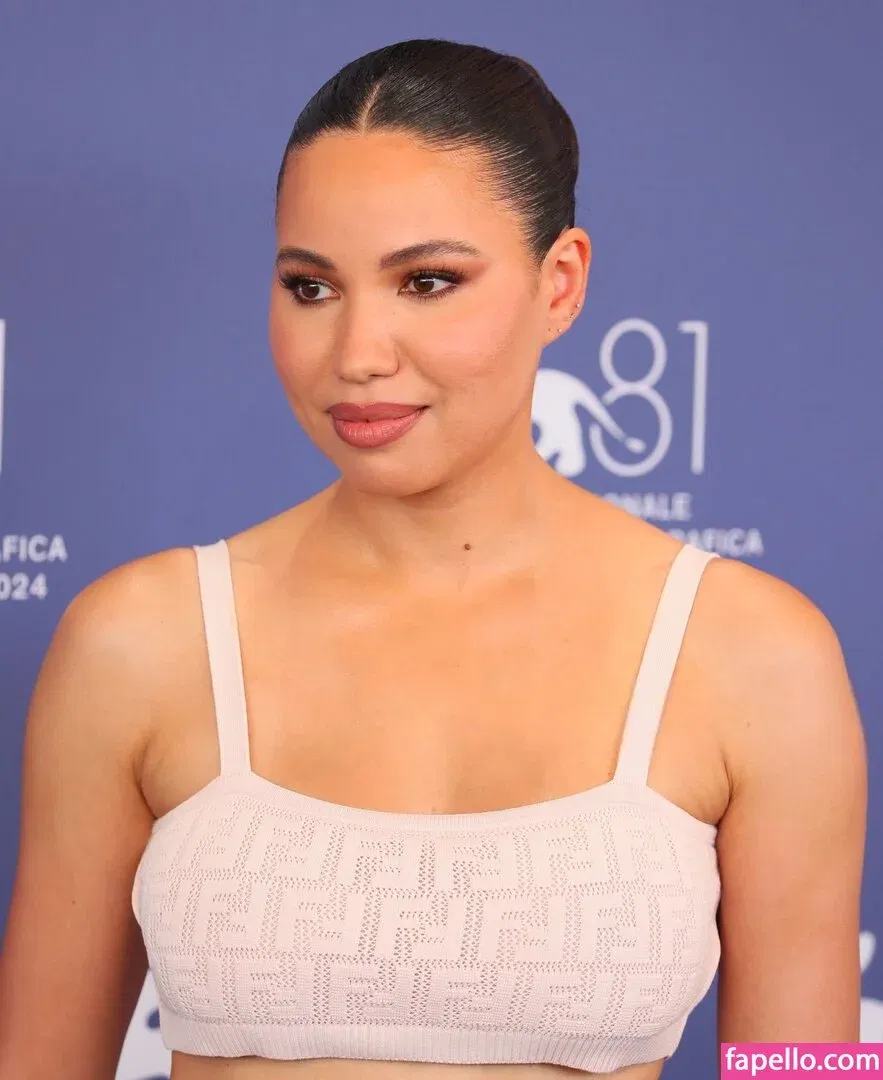 Jurnee Smollett Onlyfans Photo Gallery 