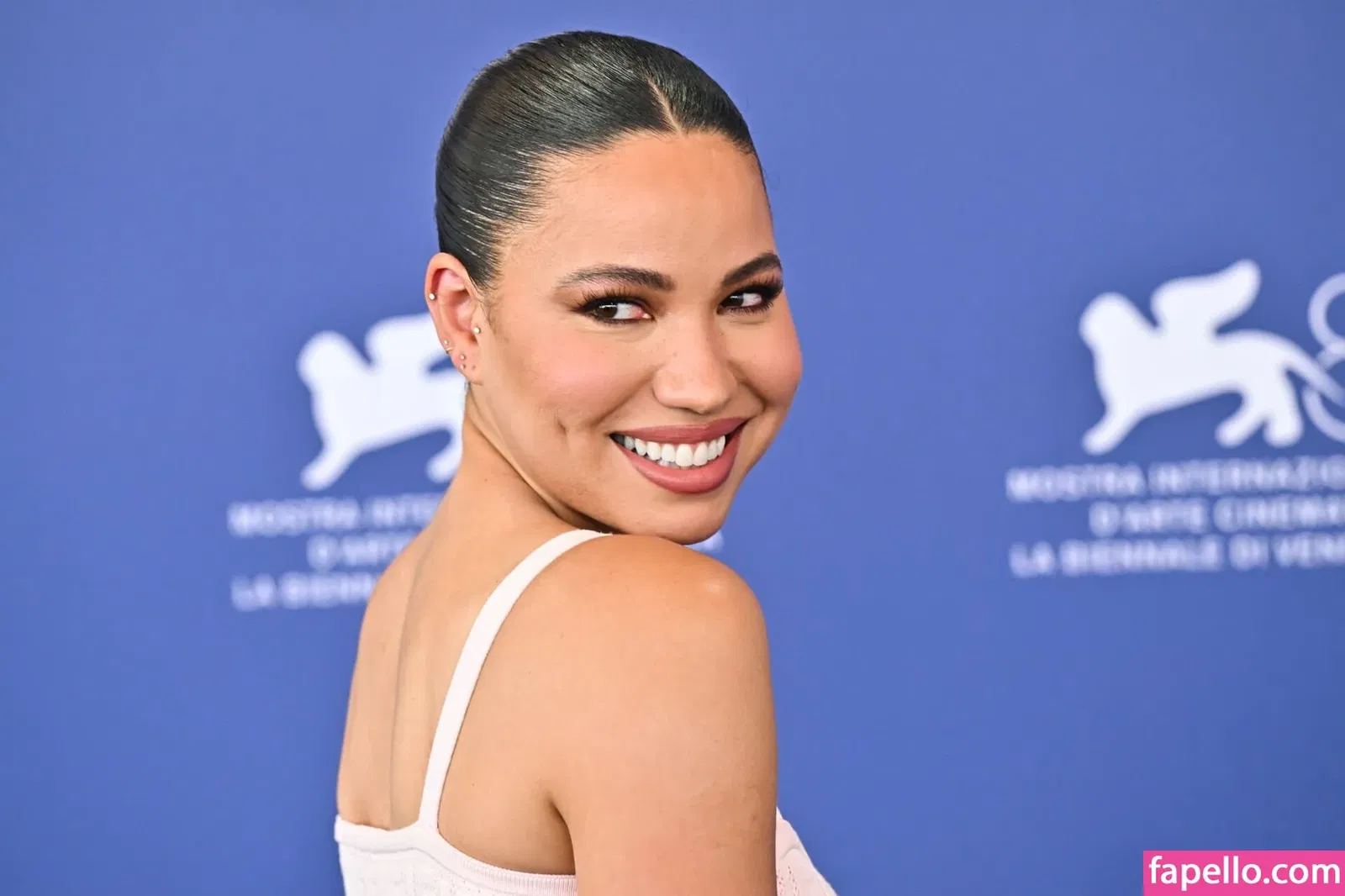 Jurnee Smollett Onlyfans Photo Gallery 