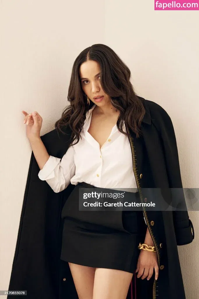 Jurnee Smollett Onlyfans Photo Gallery 