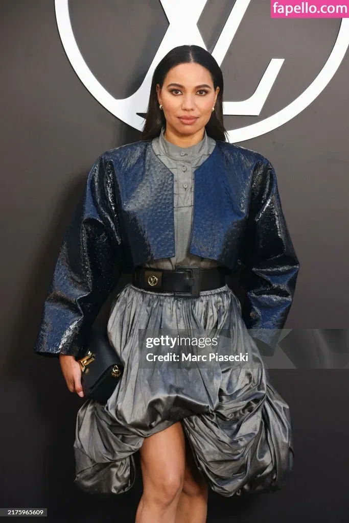Jurnee Smollett Onlyfans Photo Gallery 
