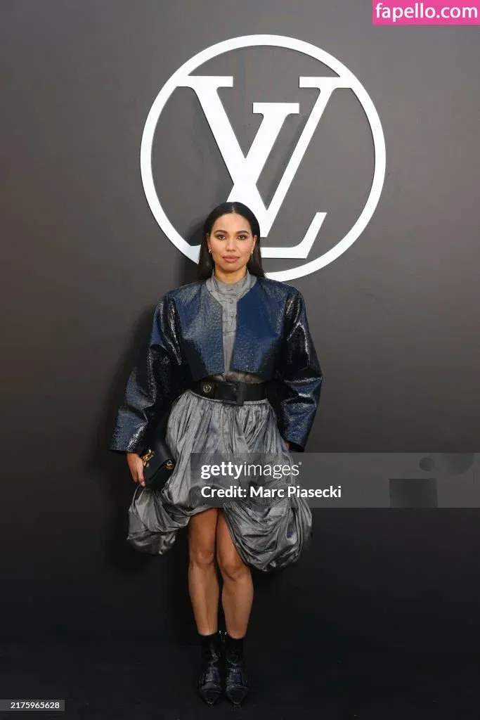 Jurnee Smollett Onlyfans Photo Gallery 