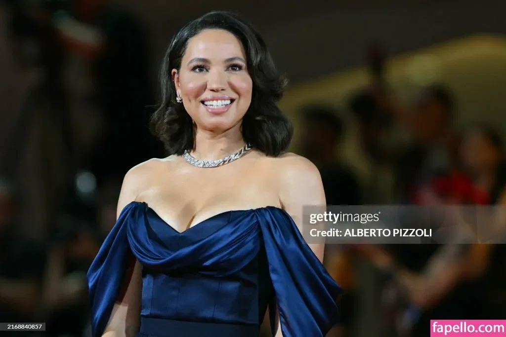 Jurnee Smollett Onlyfans Photo Gallery 