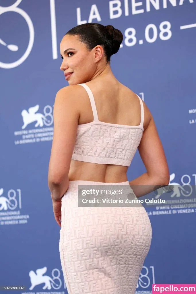 Jurnee Smollett Onlyfans Photo Gallery 