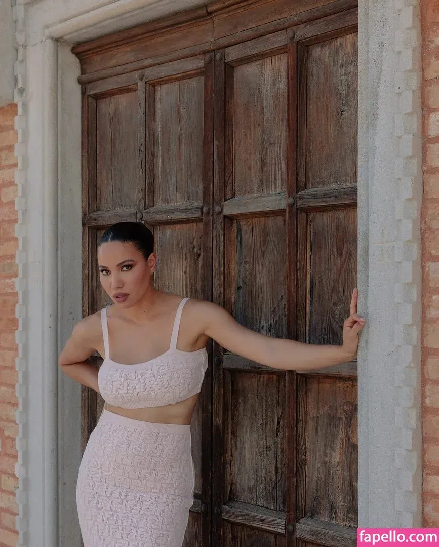 Jurnee Smollett Onlyfans Photo Gallery 