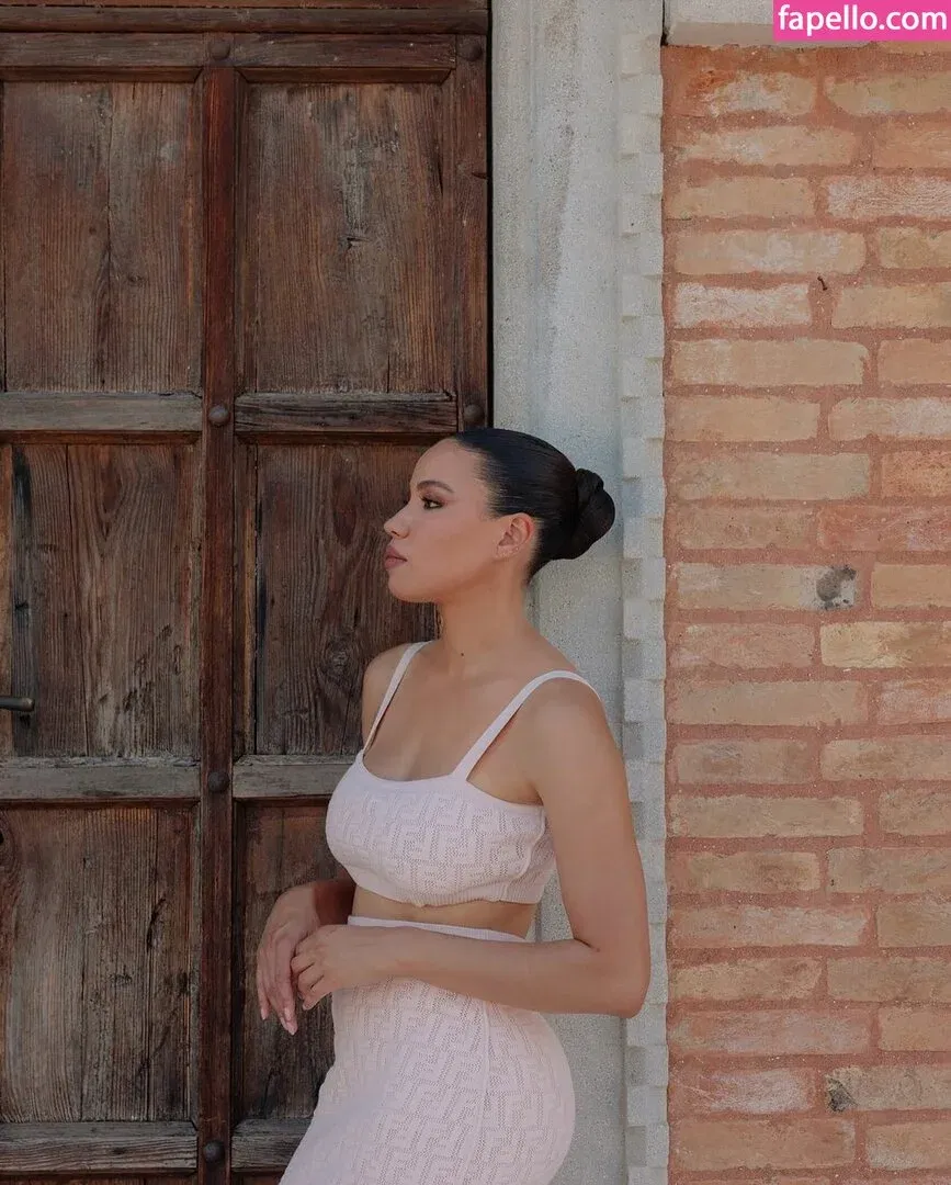 Jurnee Smollett Onlyfans Photo Gallery 