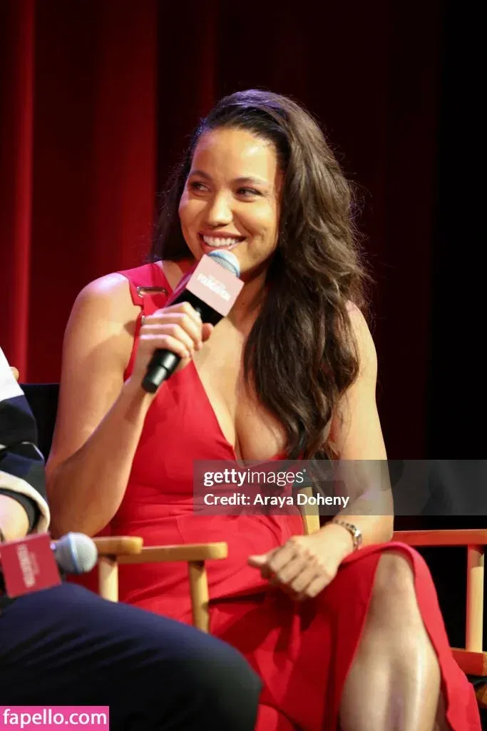 Jurnee Smollett Onlyfans Photo Gallery 