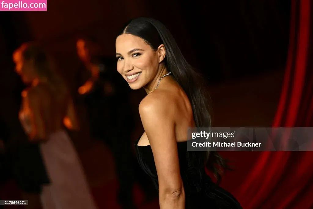 Jurnee Smollett Onlyfans Photo Gallery 