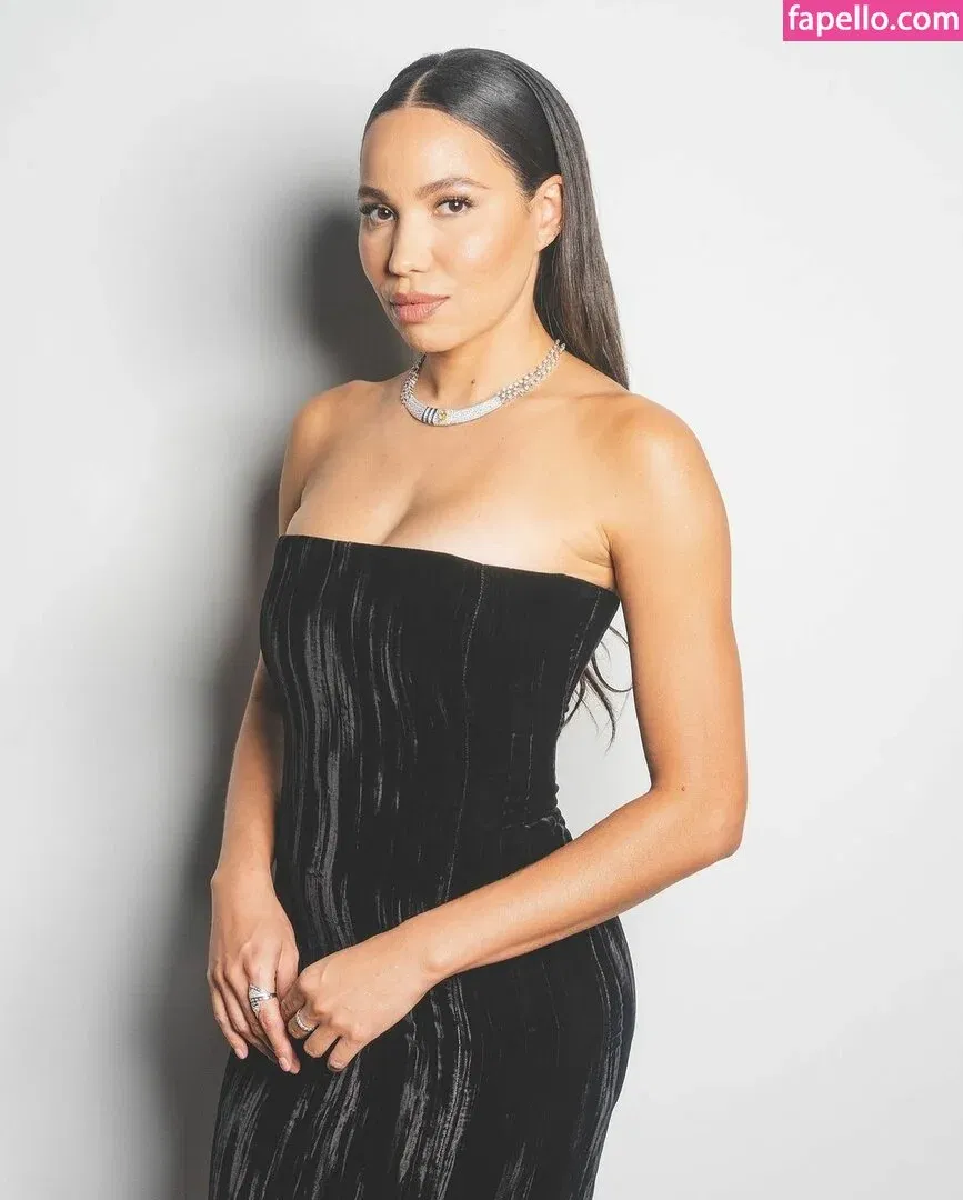 Jurnee Smollett Onlyfans Photo Gallery 