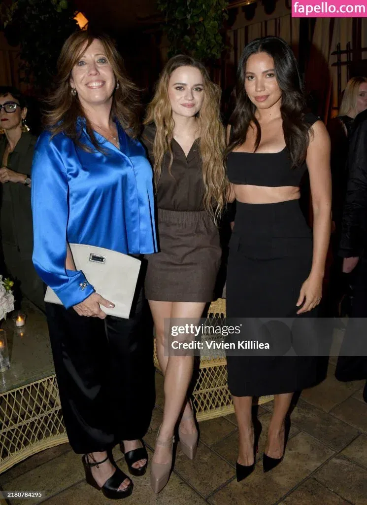 Jurnee Smollett Onlyfans Photo Gallery 