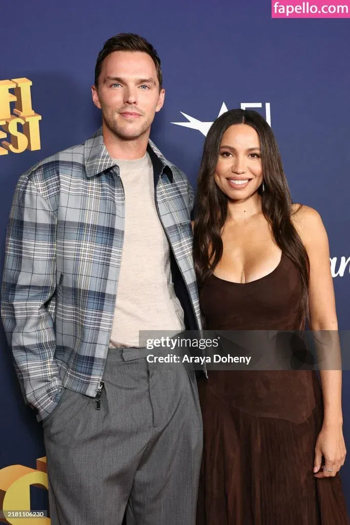 Jurnee Smollett Onlyfans Photo Gallery 