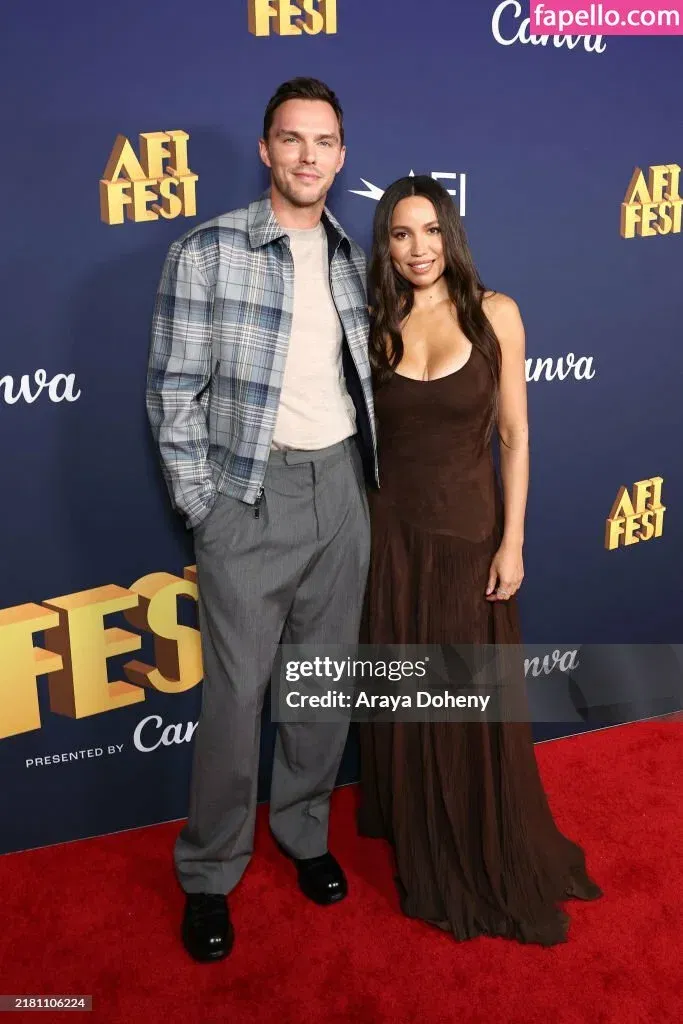 Jurnee Smollett Onlyfans Photo Gallery 