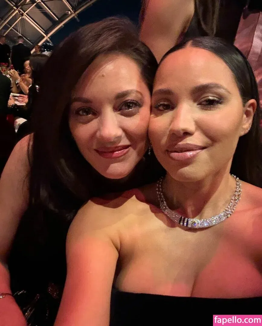 Jurnee Smollett Onlyfans Photo Gallery 