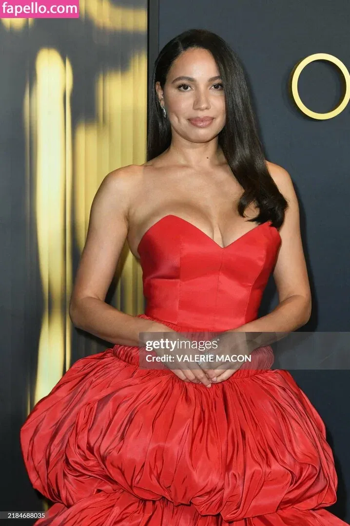 Jurnee Smollett Onlyfans Photo Gallery 