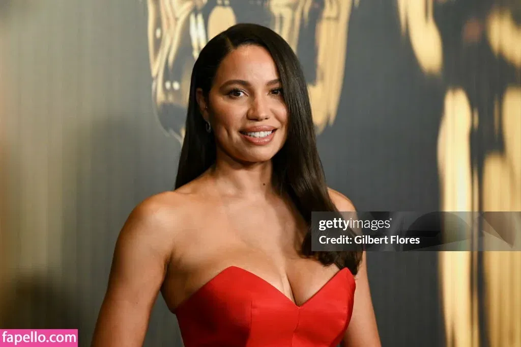 Jurnee Smollett Onlyfans Photo Gallery 