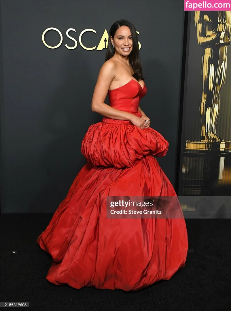 Jurnee Smollett Onlyfans Photo Gallery 