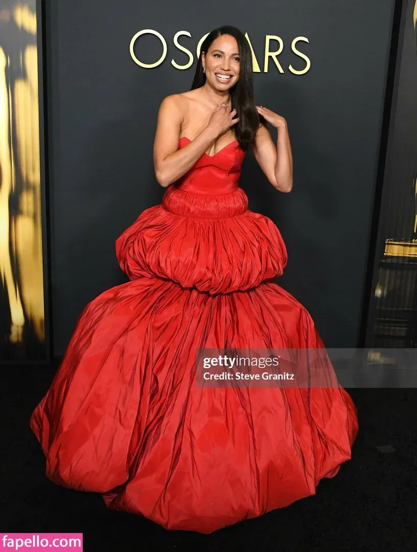Jurnee Smollett Onlyfans Photo Gallery 
