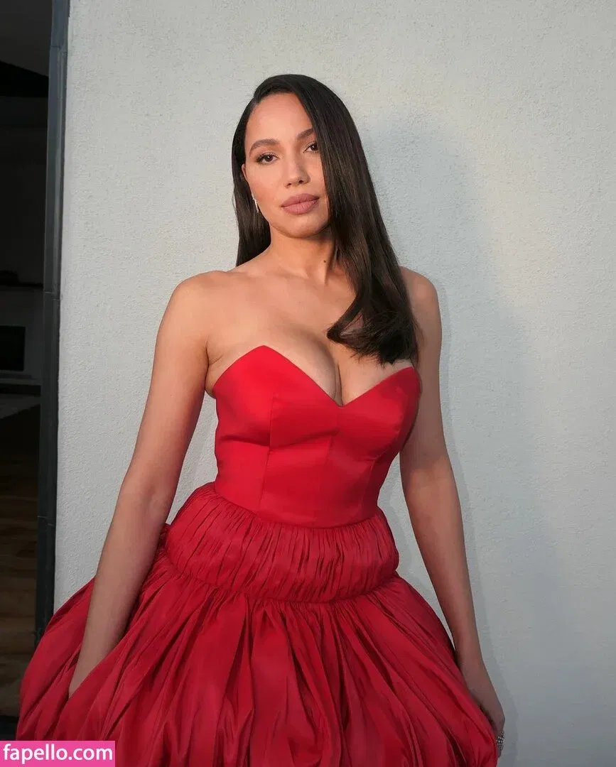 Jurnee Smollett Onlyfans Photo Gallery 