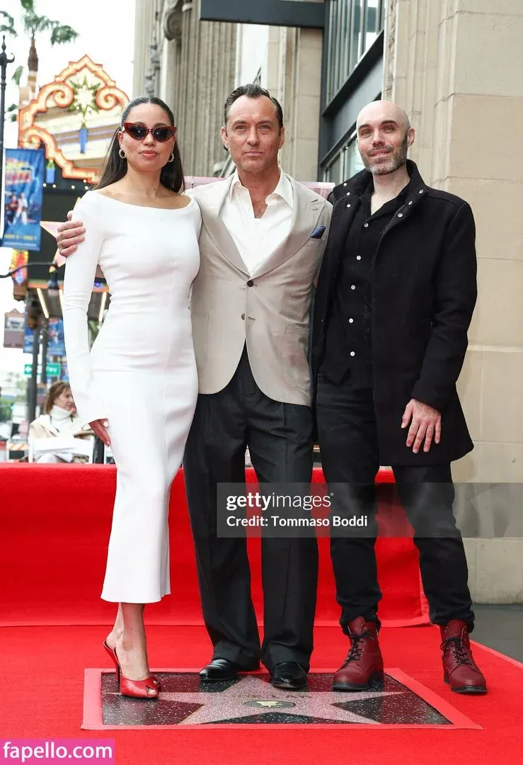 Jurnee Smollett Onlyfans Photo Gallery 