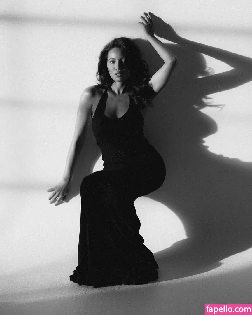Jurnee Smollett Onlyfans Photo Gallery 