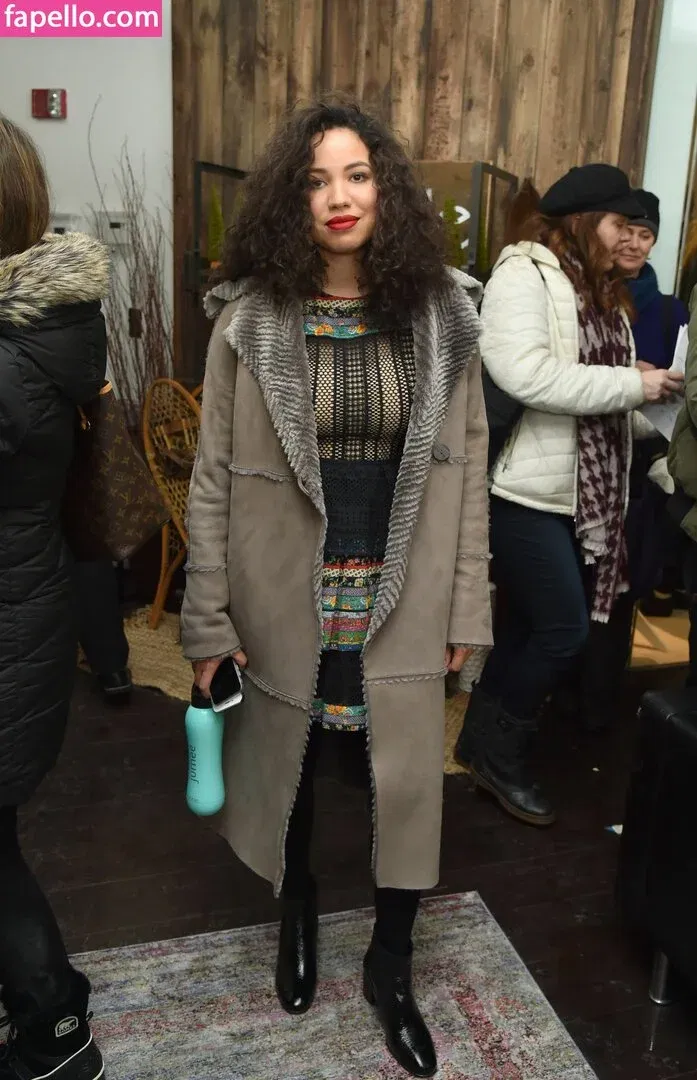 Jurnee Smollett Onlyfans Photo Gallery 