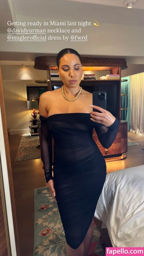 Jurnee Smollett Onlyfans Photo Gallery 