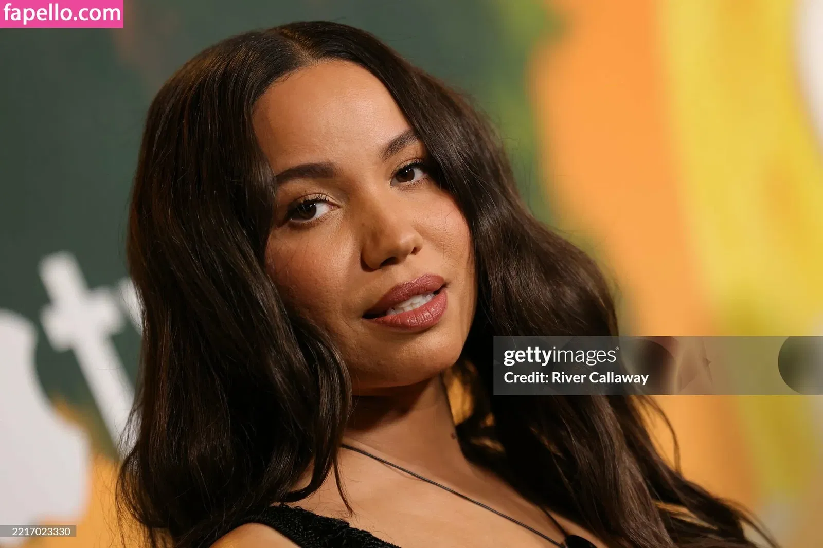Jurnee Smollett Onlyfans Photo Gallery 